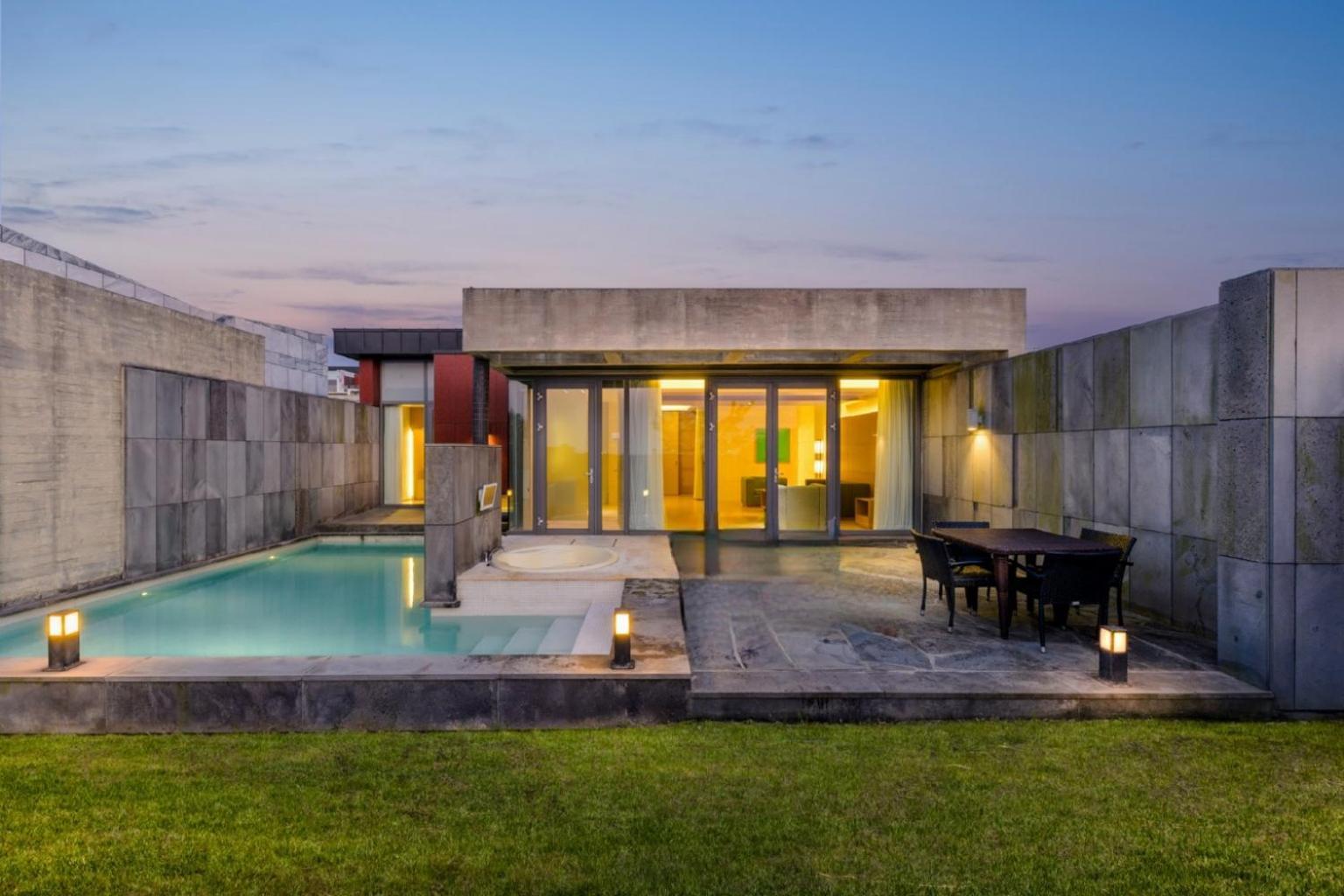Stanford Hotel & Resort Jeju Exterior photo